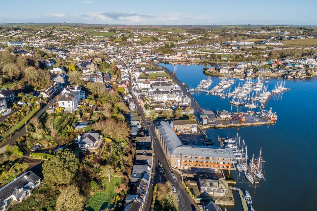 The Town House Kinsale, Hosted By Exquisite Holiday Homes, Sleeps 16 外观 照片