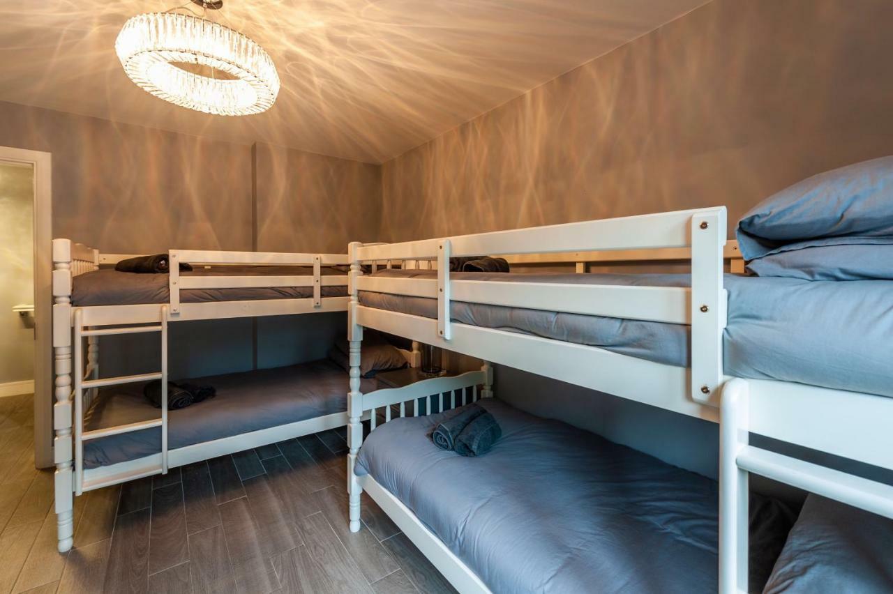 The Town House Kinsale, Hosted By Exquisite Holiday Homes, Sleeps 16 外观 照片