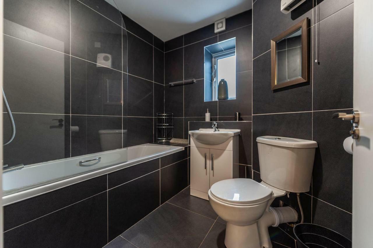 The Town House Kinsale, Hosted By Exquisite Holiday Homes, Sleeps 16 外观 照片