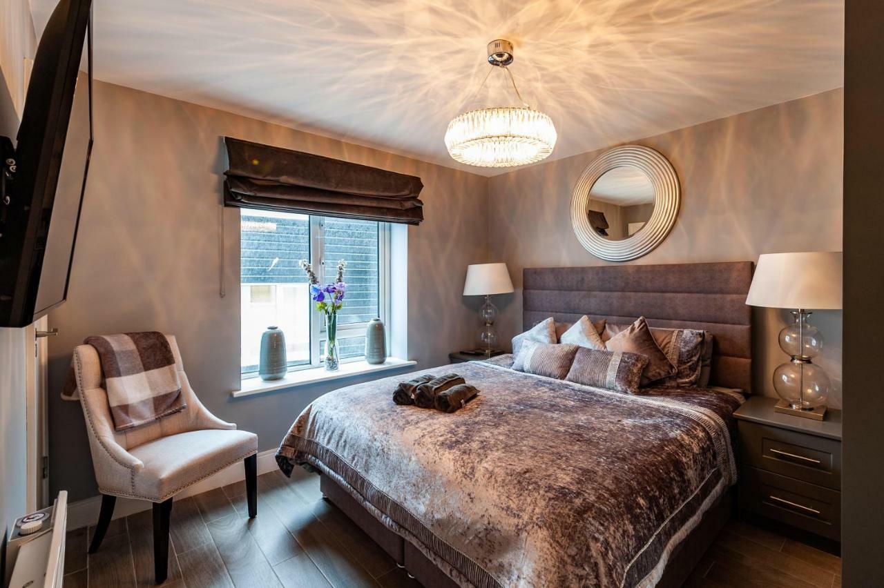 The Town House Kinsale, Hosted By Exquisite Holiday Homes, Sleeps 16 外观 照片