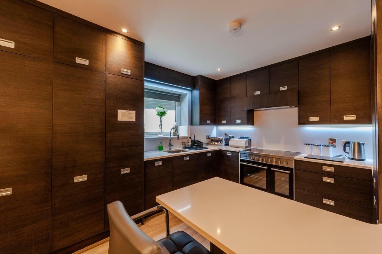 The Town House Kinsale, Hosted By Exquisite Holiday Homes, Sleeps 16 外观 照片