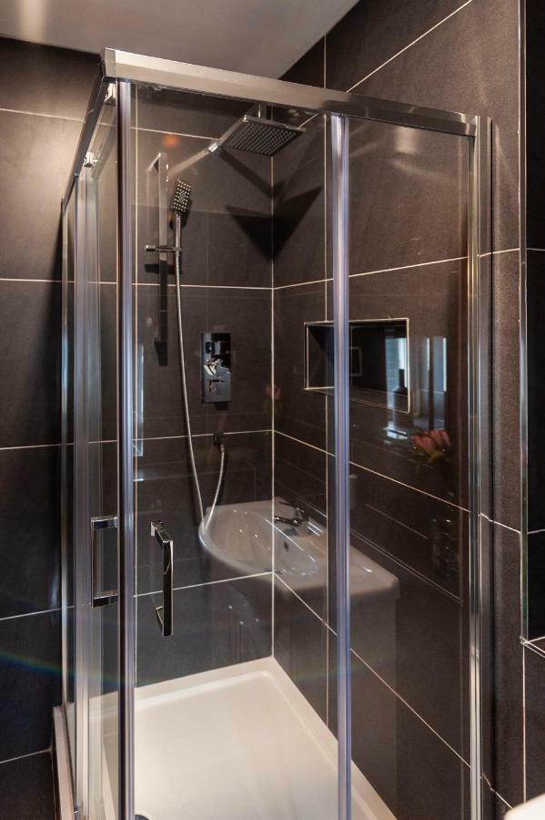 The Town House Kinsale, Hosted By Exquisite Holiday Homes, Sleeps 16 外观 照片